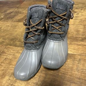 Sperry duck boots gray